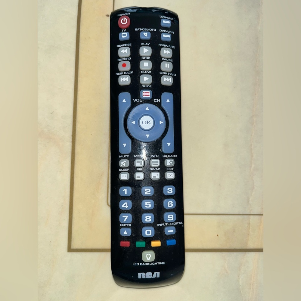 RCA RCRN04GR Universal Remote Control Black R2017 3012CX RC49KT2-01